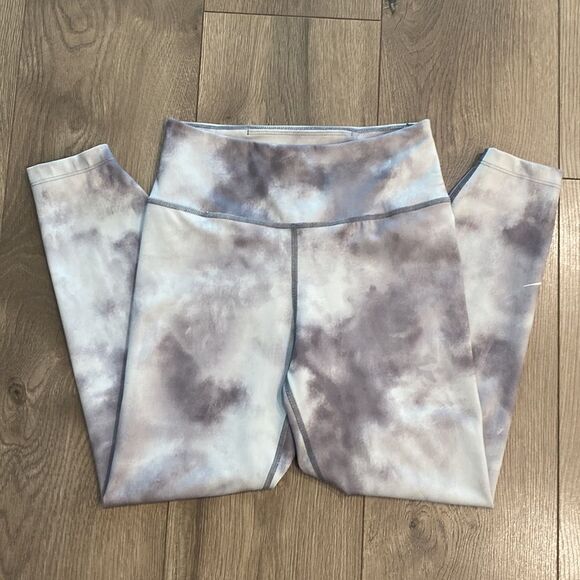 Nike Dri-Fit High Rise Smokey 3/4 Running Leggings Size‎ XS - Picture 1 of 12